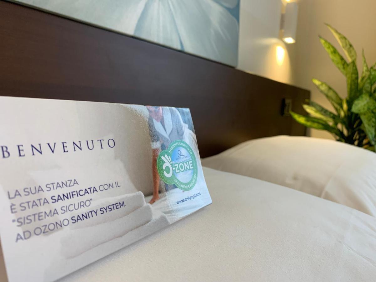Hotel Corallo Imperia Eksteriør billede