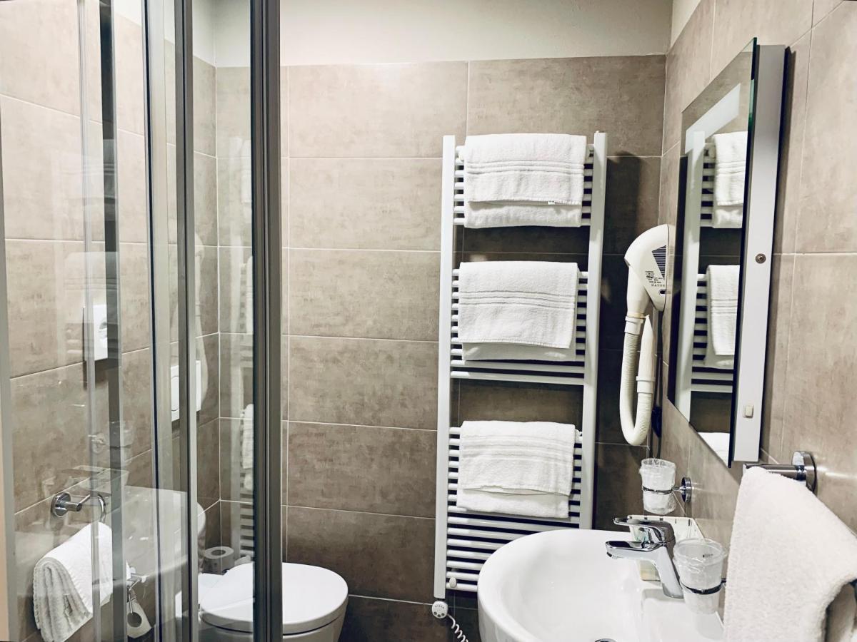 Hotel Corallo Imperia Eksteriør billede