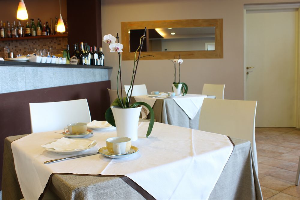 Hotel Corallo Imperia Eksteriør billede