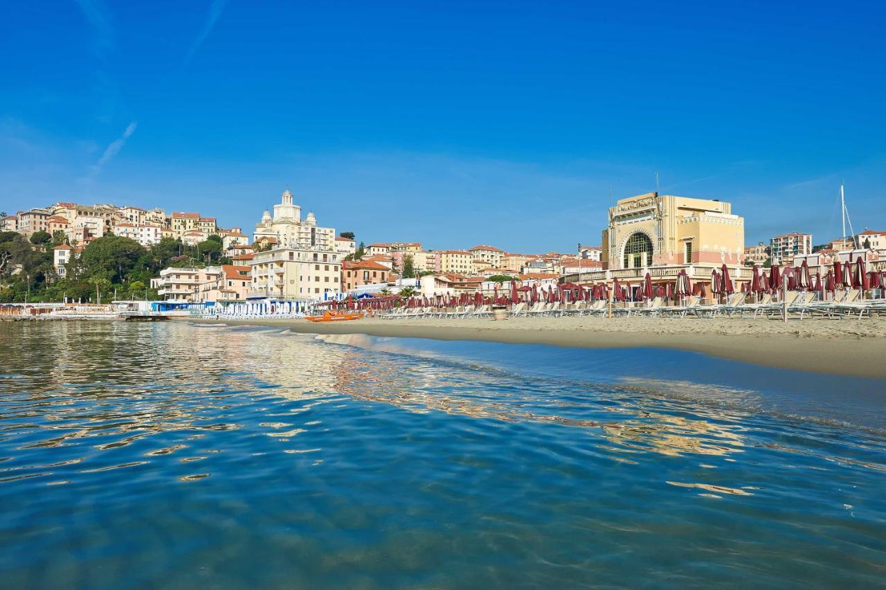 Hotel Corallo Imperia Eksteriør billede